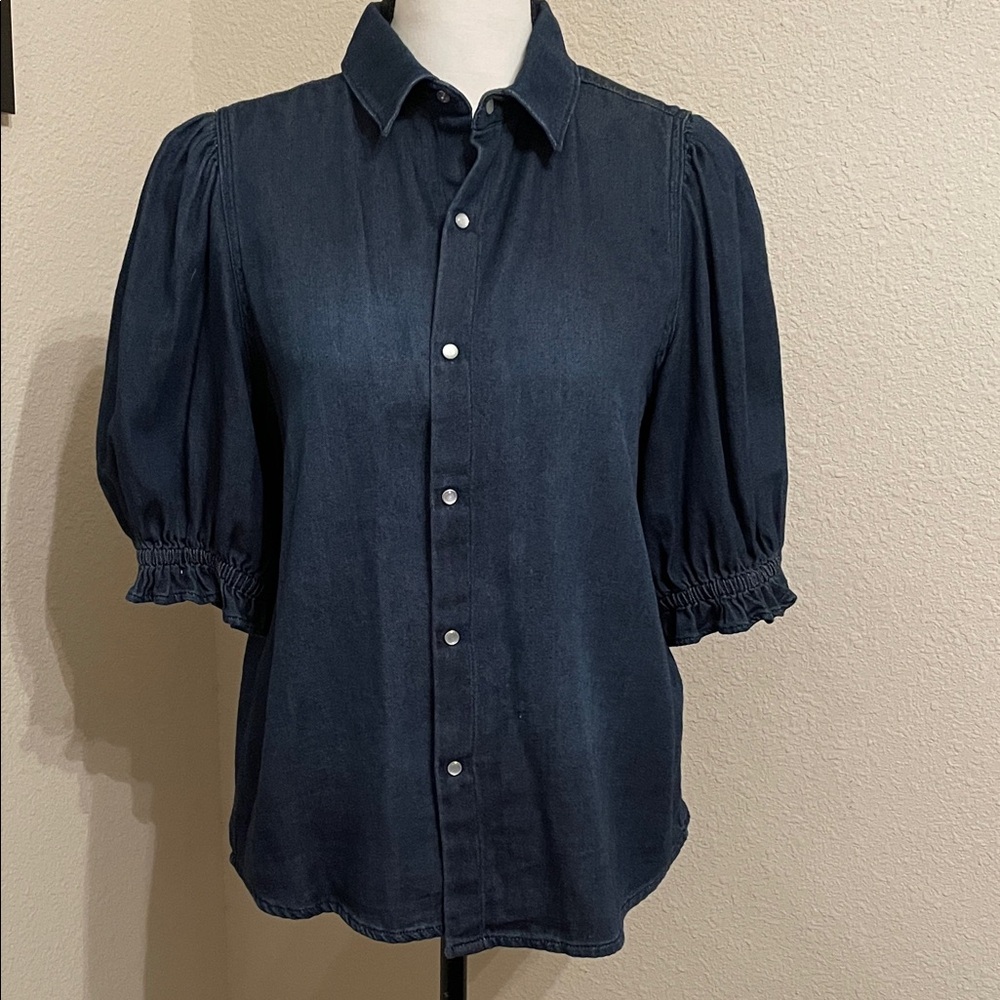 ba&sh Denim
Puff sleeve blouse 
Excellent used condition 
Size 4-6 euro size 1)